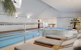 Hilton East Midlands Airport